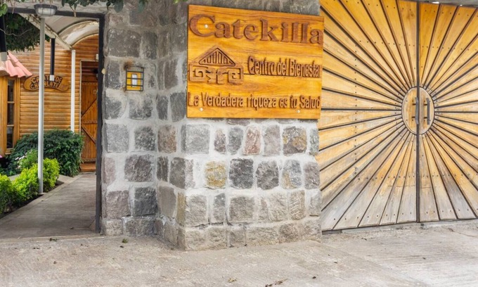San Antonio de Pichincha Cabina | LA CASITA DE CHOCOLATE