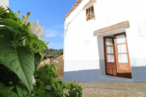 Cortelazor Casa | La Casita del Chopo by SIERRA VIVA