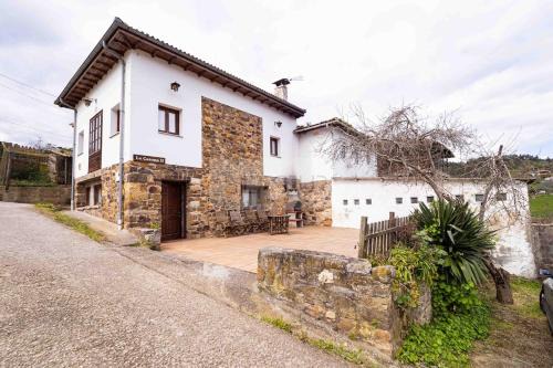 Luerces Casa | La Casona De Pravia II By Silastur