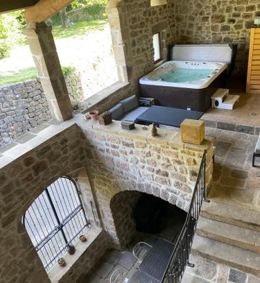 Sanilhac Casa | La Castanea Gîte de charme