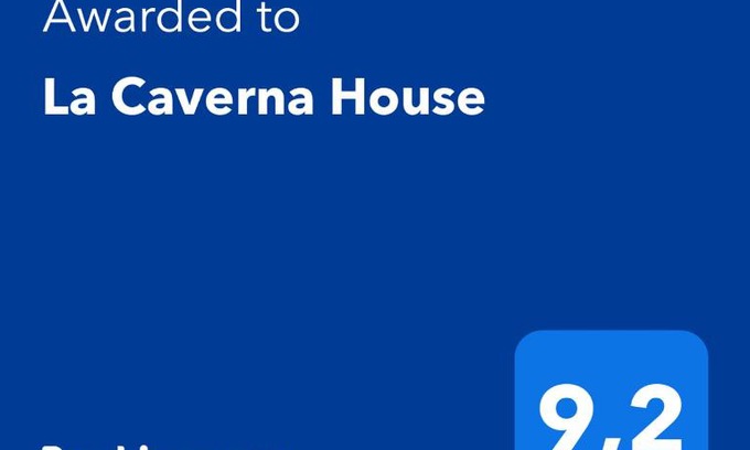 Chemin Grenier Casa | La Caverna House