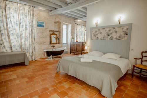 Lauzerte Casa | La Chambre Bleue