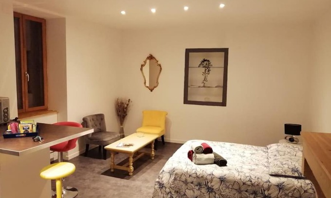 Tournus Apartamento | La chambre de Zé