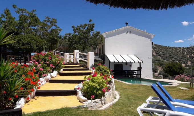 Montefrio Casa | La Choza De Mamuyo