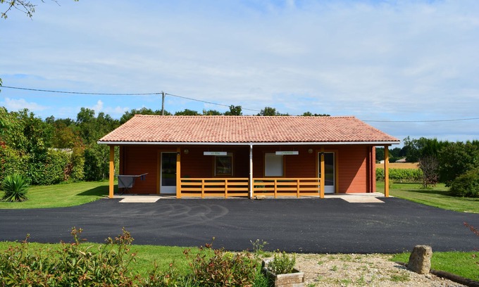 Clam Chalet De Esquí | La Clef des Champs17500 / Le Pin 58m2 / 3 ***