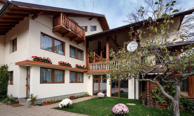 Bran Casa | La Colțul Castelului Bran Boutique