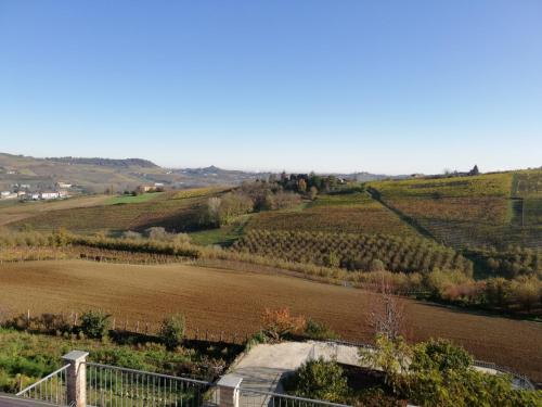 Castagnole delle Lanze Cama Y Desayuno | La collina di Romana