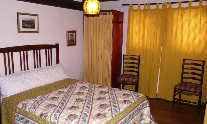 Navalsaz Apartamento | La Colmenita