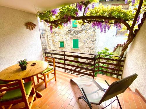 Cassina Valsassina Apartamento | La Corte Antica