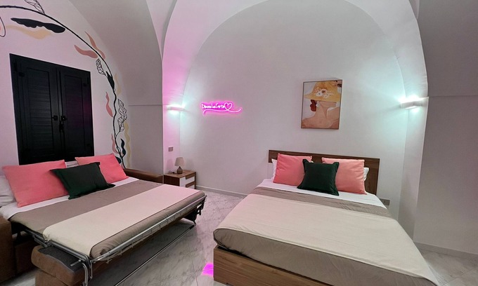Lizzanello Apartamento | La Corte Mansion