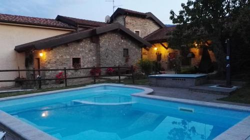 Groppoli Casa | La Costa Di Gavedo