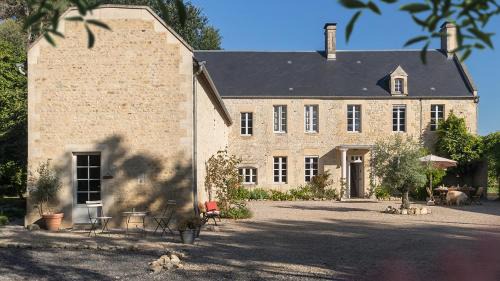 Mosles Casa | La Cour Souveraine - Gîte Omaha
