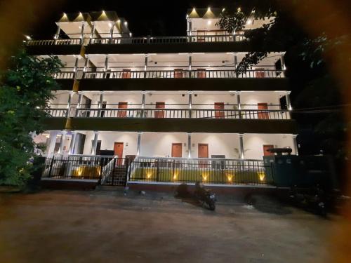 Kuilapalayam Hotel | La Couronne
