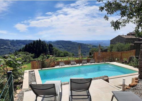 Chassiers Casa | La Croix Dupuy