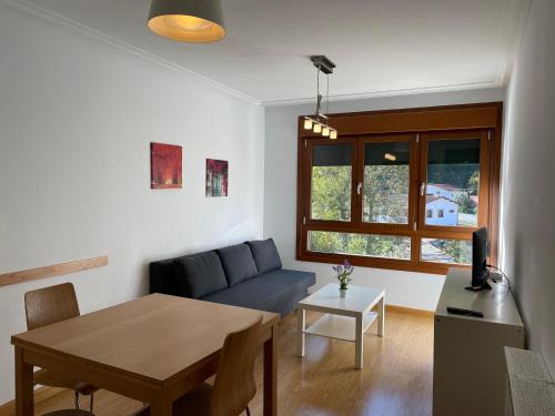 Felechosa Apartamento | La Cuenca, Edificio Los Molinos