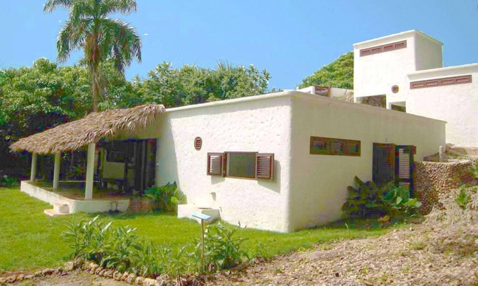 Las Galeras Casa | La Cueva, eco-lodge para 4, tranquilo, cerca de las playas.
