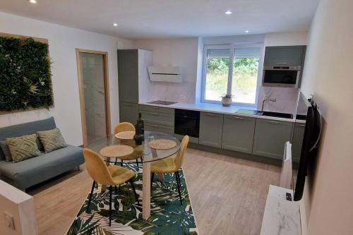 Cravanche Apartamento | La Dame - Parking Privé GRATUIT Proche GE Alstom & Centre-Ville