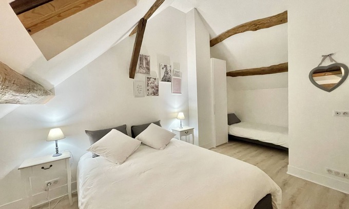 Couilly-Pont-aux-Dames Casa | La Demeure des Hôtes