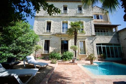 Aubais Casa | LA DEMEURE Bed and Breakfast