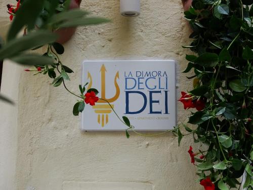 Isola del Borgo Antico Cama Y Desayuno | La Dimora Degli Dei