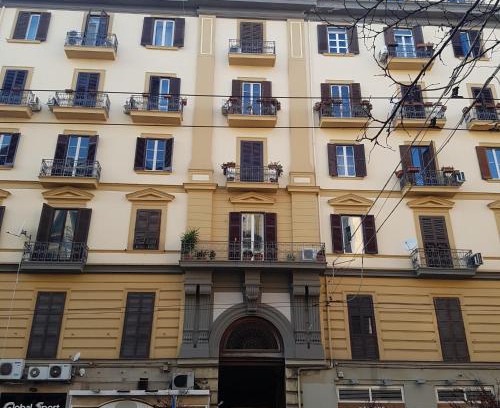 Naples City Centre Cama Y Desayuno | LA dimora di re Ferdinando