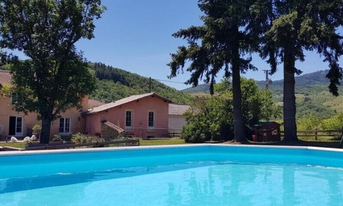 Le Perreon Casa | La Distillerie - LE Perreon