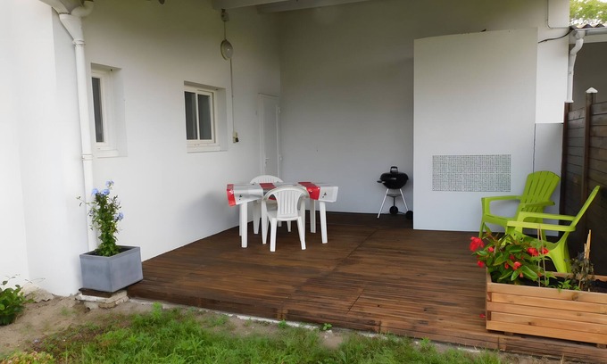 Lesperon Apartamento | 'La Dune - Domaine Des Landes' con piscina compartida, terraza privada cubierta y jardín compartido