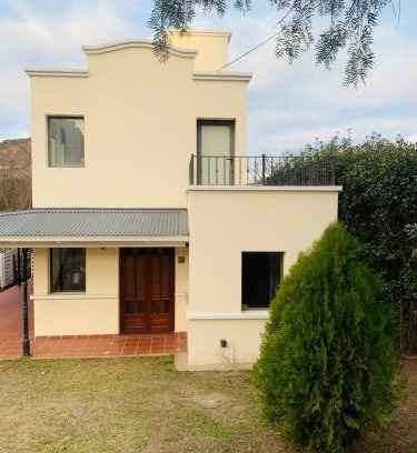 La Calera Casa | La Estanzuela FM
