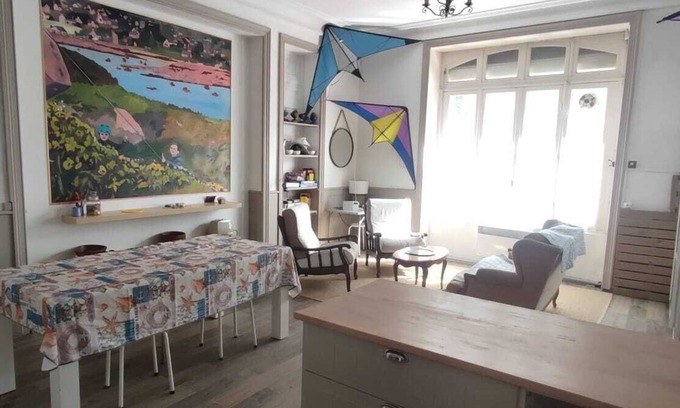 Plougasnou Apartamento | La Falaise, Pointe de Primel, Appart à 30m de la Plage Avec Deux Pièces de Vie!