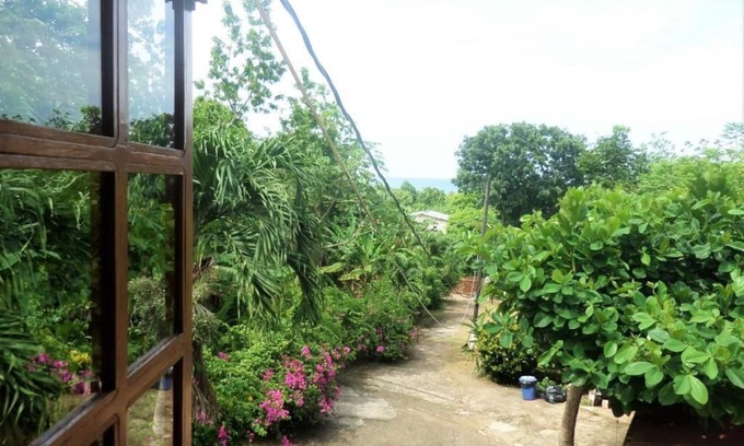 Moore Town Casa | La Familia Guesthouse