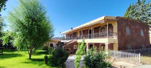 Laanoussar Casa | La ferme d'hôtes des lacs