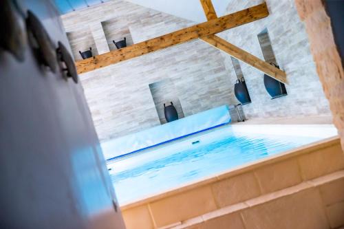 Saint-Wambert-des-Trois-Vallees Casa | La Ferme de L'Oudon & SPA