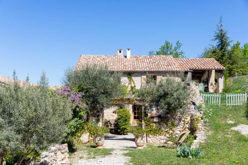 Moustiers-Sainte-Marie Cama Y Desayuno | La Ferme du petit Ségriès Bed and Breakfast