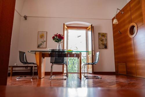 Pisticci Apartamento | La finestra sulla piazza