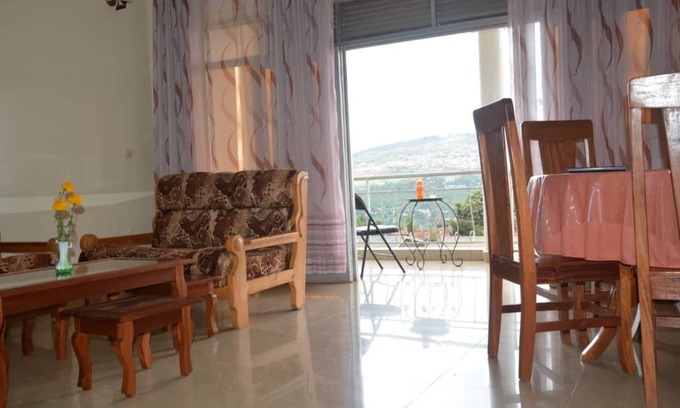 Kigali Cama Y Desayuno | La Floraison