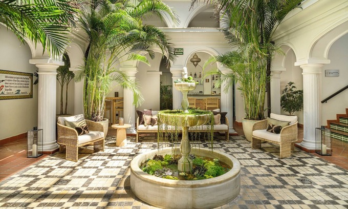 Benalmádena Hotel | La Fonda Hotel