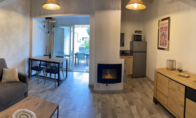 Saintes-Maries-de-la-Mer Condominio | La Casita in the Camargue: authenticity and nature. Sea 5 minutes away