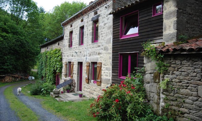 Saint-Jean-des-Ollieres Cama Y Desayuno | LA FREIRESSA