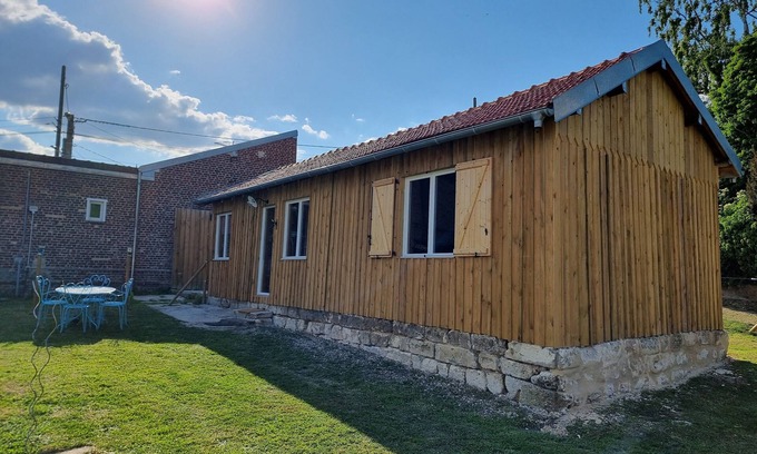 Ribecourt-Dreslincourt Casa | La Germaine - wooden shack in the countryside