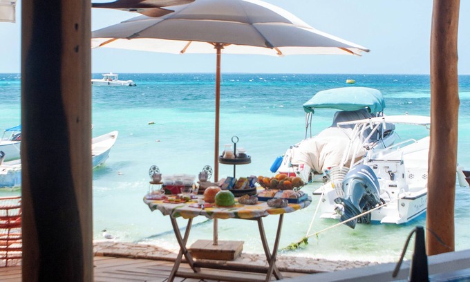 Los Roques National Park Hotel | La Gotera