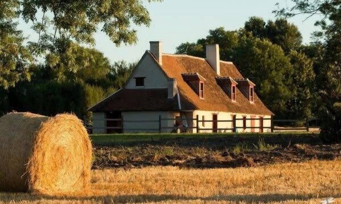 Saulnay Casa | La Grande Métairie Notz Marafin