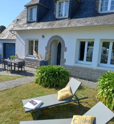 Plestin-les-Greves Casa | La Grande Plage, tout proche des plages, 5 personnes
