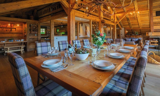 Chatel Chalet De Esquí | La Grange au Merle - mountain break for 12 with spa - OVO Network