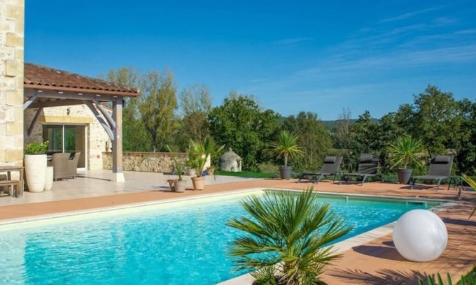 Monsempron-Libos Casa | La Grange aux Cyprès, Charming gîte for 2 people