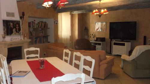 Cruzy Cama Y Desayuno | La Grange d'Antan