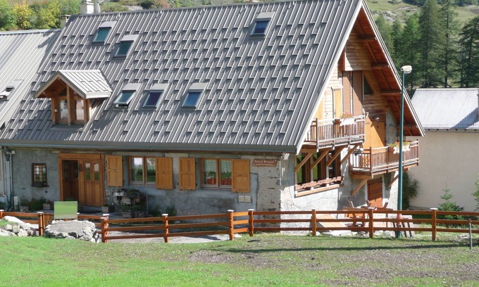 Monetier-les-Bains Chalet De Esquí | La Grange St. Antoine - Apartamento n ° 1, 4 estrellas, jardín privado vallado
