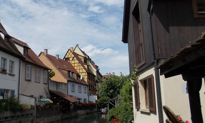 Colmar Centre Ville Cabaña | La Grange-Gîte-Ciudad-Baño con bañera-Vista al rio