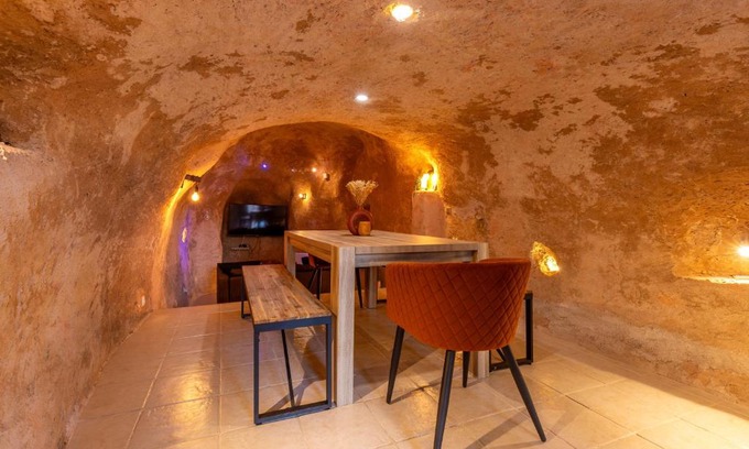 Amboise Casa | « La Grrr'Authentique » - Maison Troglodyte Unique