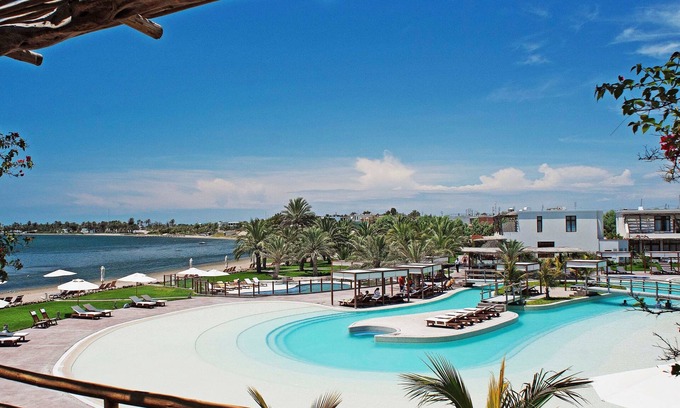 Pisco Complejo | La Hacienda Bahia Paracas