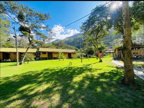Santa Teresa Cama Y Desayuno | La HACIENDA LODGE & CAMPING